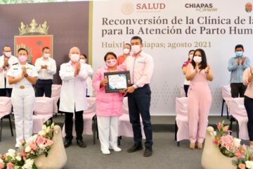 En Huixtla, Rutilio Escandón pone en marcha la primera Clínica de la Mujer