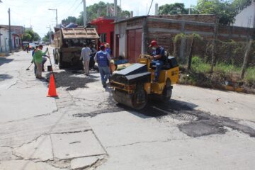 Continúa el programa de Bacheo Emergente en Villaflores