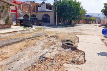 Calles destruidas en Jardines del Pedregal de Tuxtla Gutiérrez