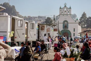 Indígenas tsotsiles de San Juan Chamula reciben servicios de primer y segundo nivel del IMSS en Chiapas