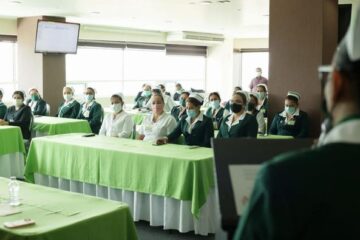 Entrega IMSS Chiapas reconocimientos a personal de enfermería