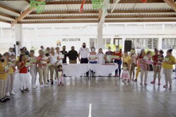 Celebra Voluntariado “Siempre al lado de la gente” Día de las Madres en CERSS Femenil