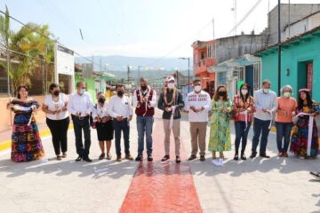 En Chiapilla, Rutilio Escandón entrega obras de infraestructura vial y educativa