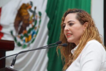 Pide Fabiola Ricci medidas de seguridad y término de obras en autopista Tuxtla-San Cristóbal