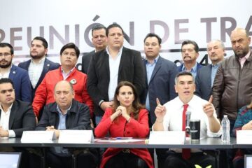 Acude Dirigente Estatal del PRI Rubén Zuarth a Reunión Nacional .