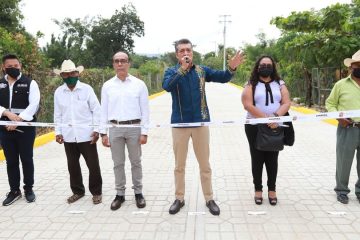 En Suchiapa, Rutilio Escandón inaugura obras de infraestructura educativa y de vialidad