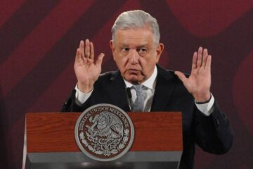 AMLO acusa “intromisión abusiva, prepotente” de la DEA por investigación a “Los Chapitos”