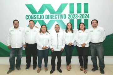 Se reúne Javier Jiménez con ingenieros civiles de Tapachula