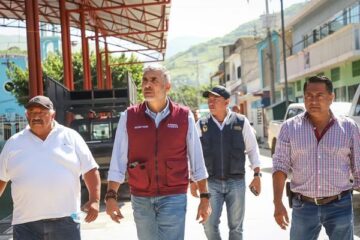 Realiza Angel Torres visita de seguimiento al parque central de Chicoasén