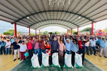 En Villaflores Mariano Rosales finaliza entrega de fertilizante urea para 15 mil productores agrícolas