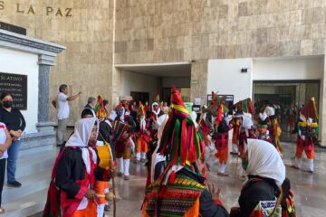 Realizan muestra del carnaval de San Juan Chamula en Congreso del Estado