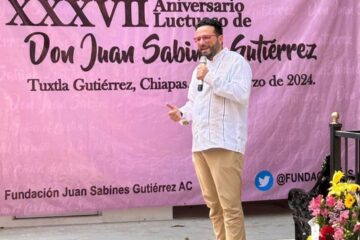 Conmemoran el 37 aniversario luctuoso del exgobernador Juan Sabines Gutiérrez