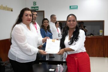 Candidata a la gubernatura de Movimiento Ciudadano se registra ante el IEPC