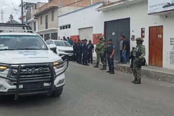 Balean casa del Candidato Fernando Morfin de RSP en Sancristóbal de las Casas Chiapas