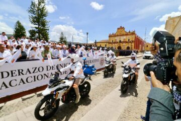 En San Cristóbal, Rutilio Escandón da banderazo de inicio del Operativo Vacacional de Verano 2024