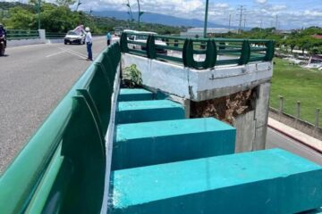 Puente vehicular del Libramiento Sur-Oriente no presenta daños en la estructura