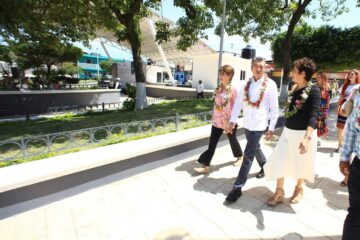 En Cacahoatán, Rutilio Escandón inaugura el Parque Público Miguel Hidalgo y pavimentación de calle