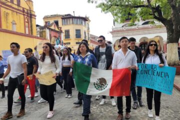 Estudiantes de la UNACH exigen respeto a la independencia judicial