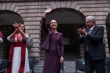 *Llama presidente AMLO a confiar “al cien” en su sucesora Claudia Sheinbaum *