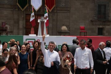 Es un honor haber gobernado al lado del mejor presidente de México, Andrés Manuel López Obrador: Rutilio Escandón