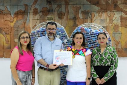 Entrega Voluntariado del TEECH 40 mil tapitas a la campaña permanente “Dona tapitas de corazón”