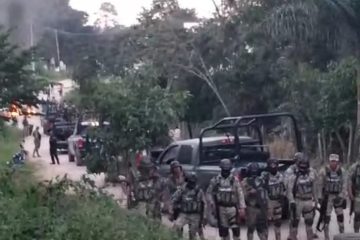 En La Concordia, Chiapas exigen garantías de seguridad y retienen al Ejército para que combata a grupos armados